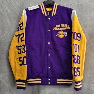 G-III Lakers Los Angeles 17 Time NBA Finals Champions Bomber Jacket Men's Size M